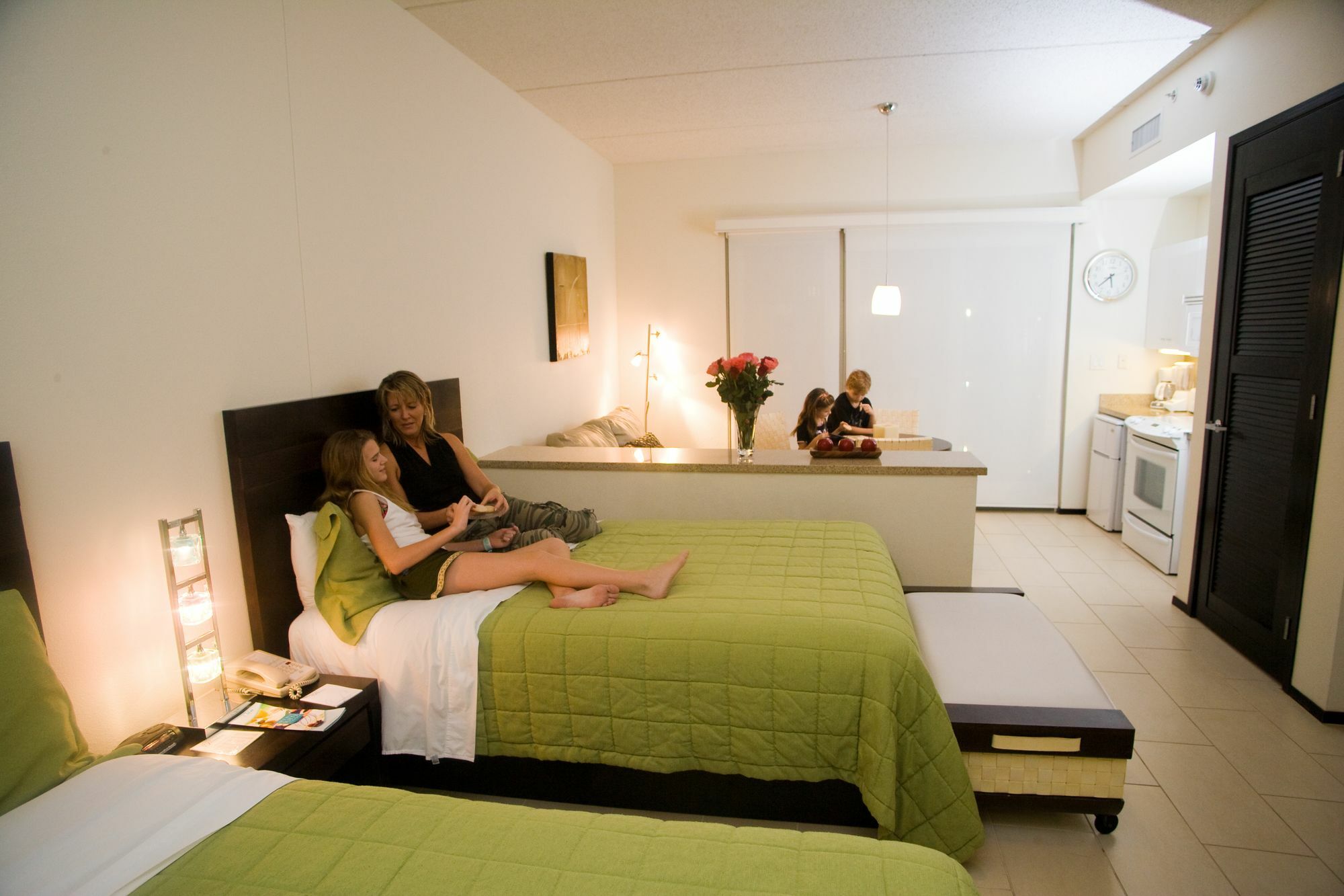 Hotel Peninsula Island & - Beachfront At 4*